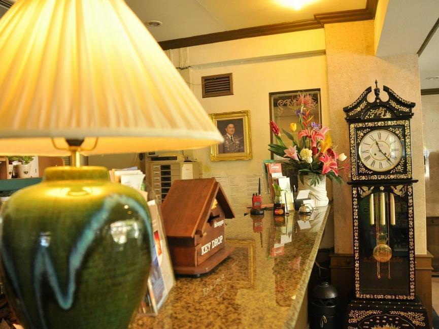 בנגקוק Phawana Sweet Hotel מראה חיצוני תמונה