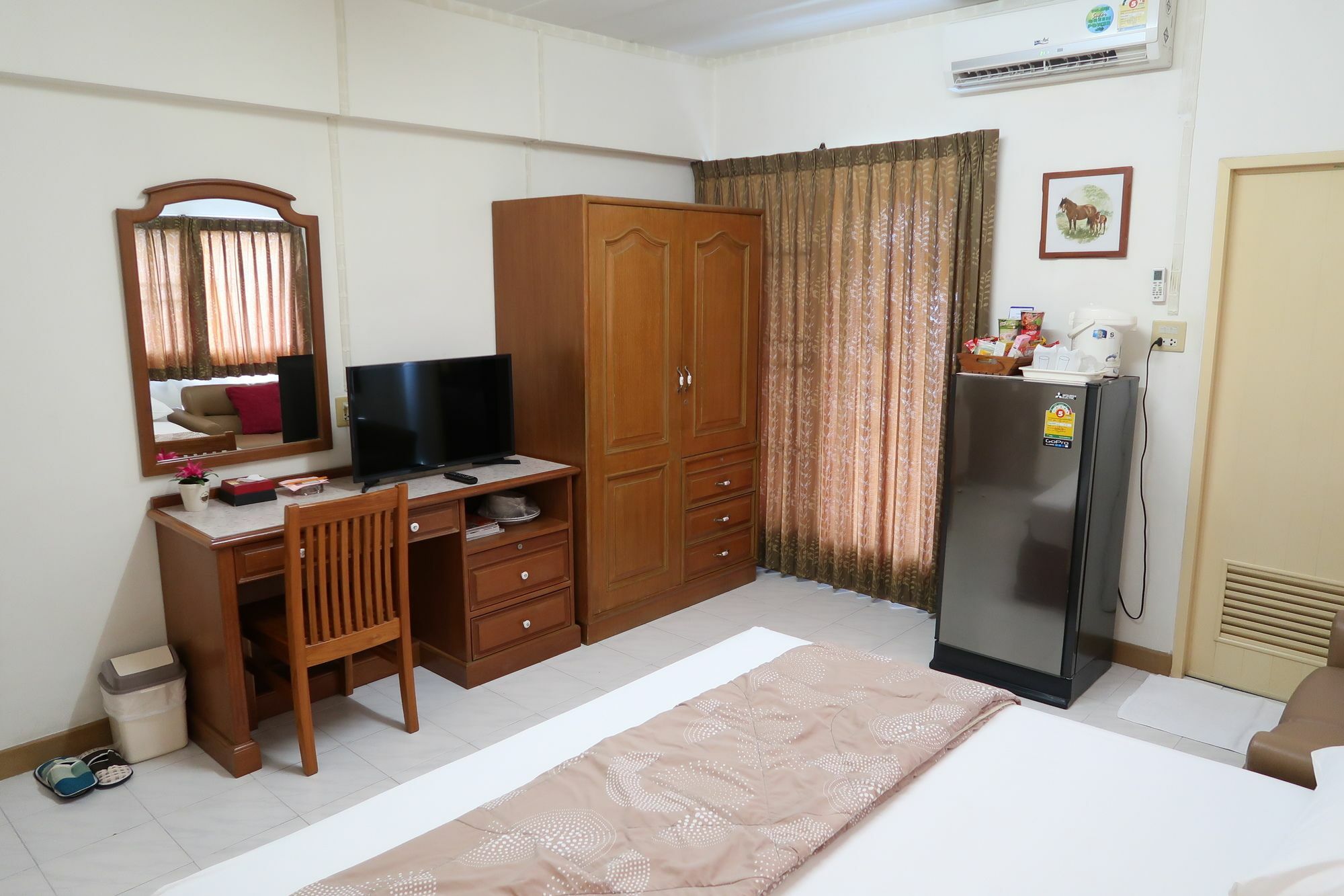 בנגקוק Phawana Sweet Hotel מראה חיצוני תמונה